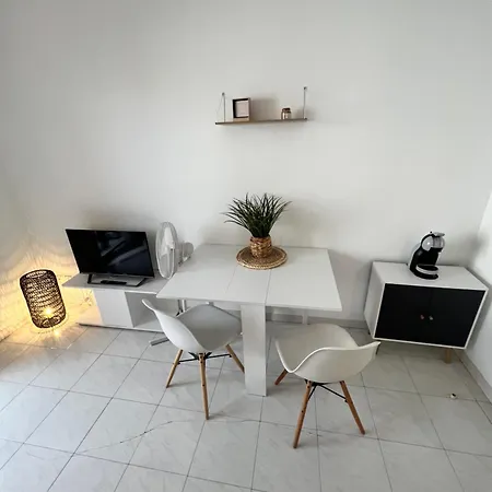Center - 2 Person